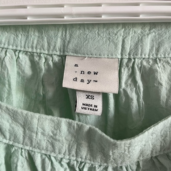 a new day XS-S puff sleeve cotton Light Green peasant Blouse - Picture 2 of 4